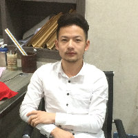 梅霄