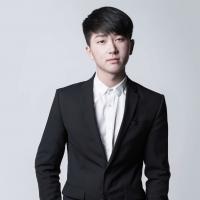 不闪电也超人